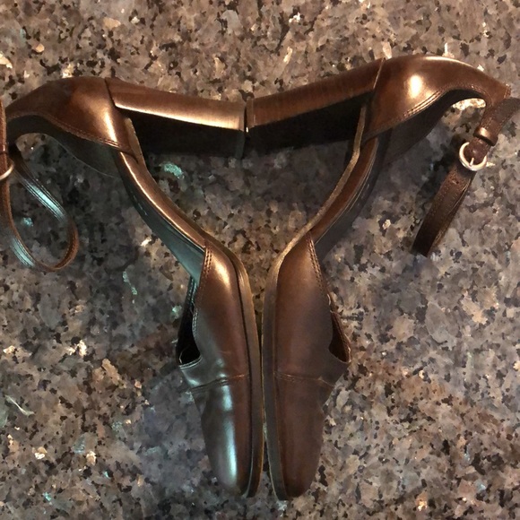 Nine West Ankle Tied Heels - 2 - Picture 6 of 9